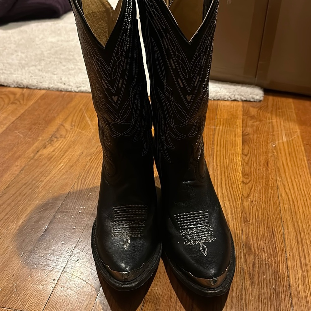 Miranda lambert cowboy boots